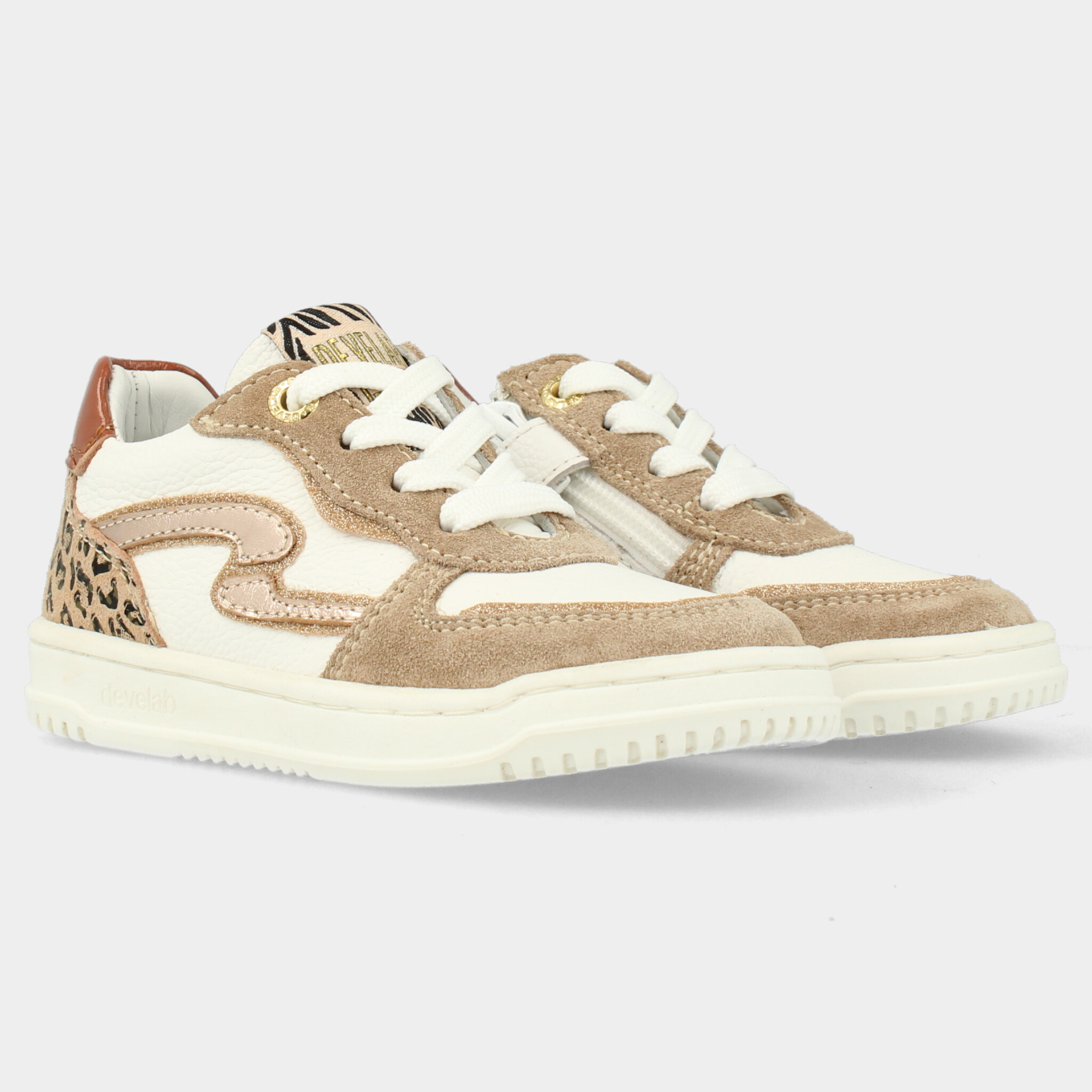 Wit met beige sneakers | 44440