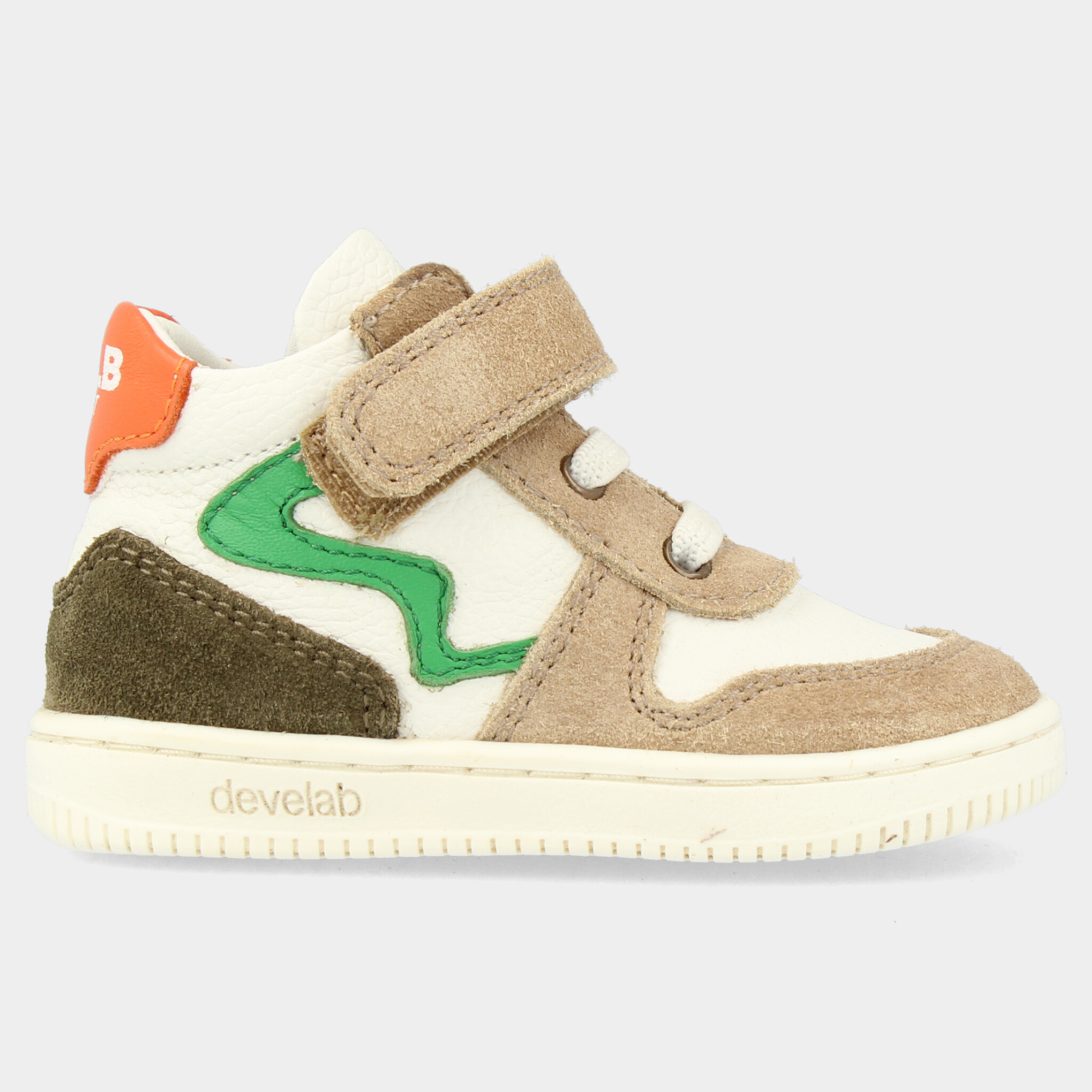 Wit met beige sneakers | 44423