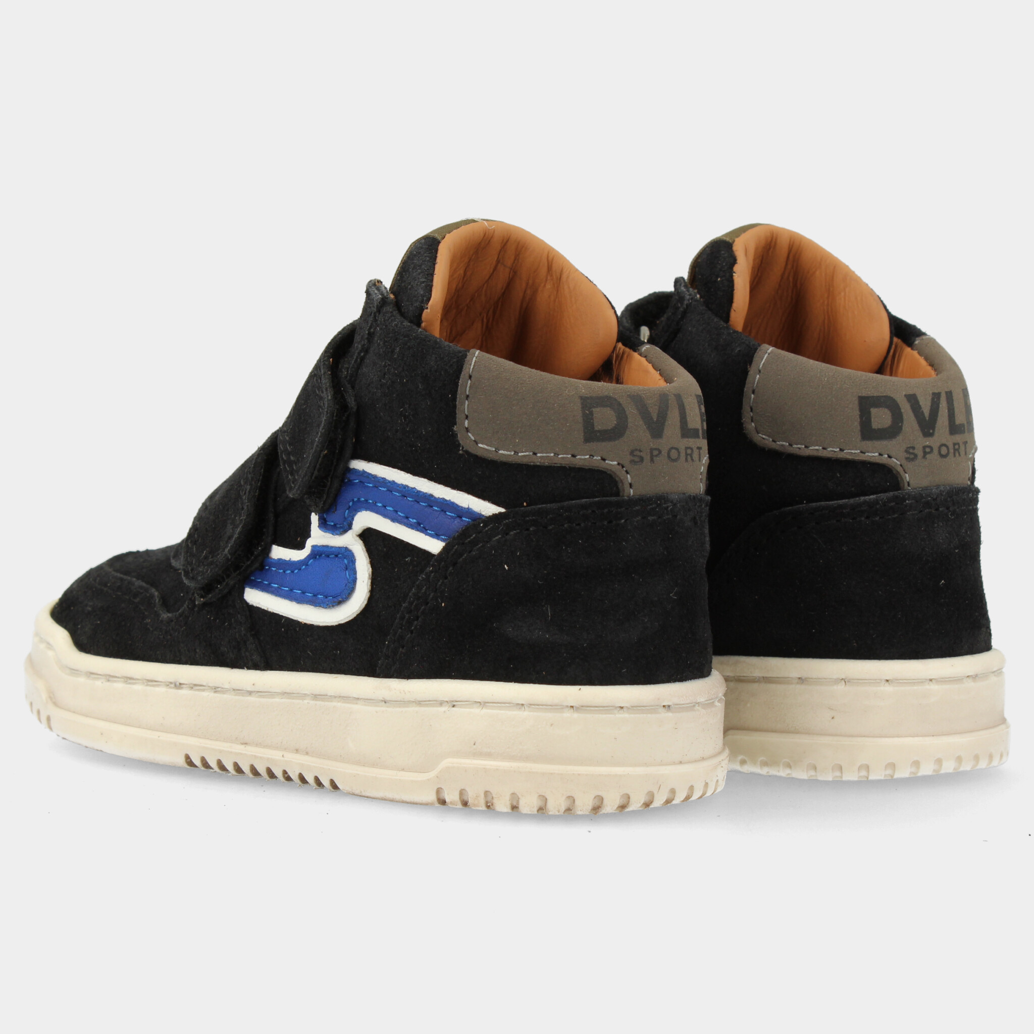 Zwarte sneaker | 44411