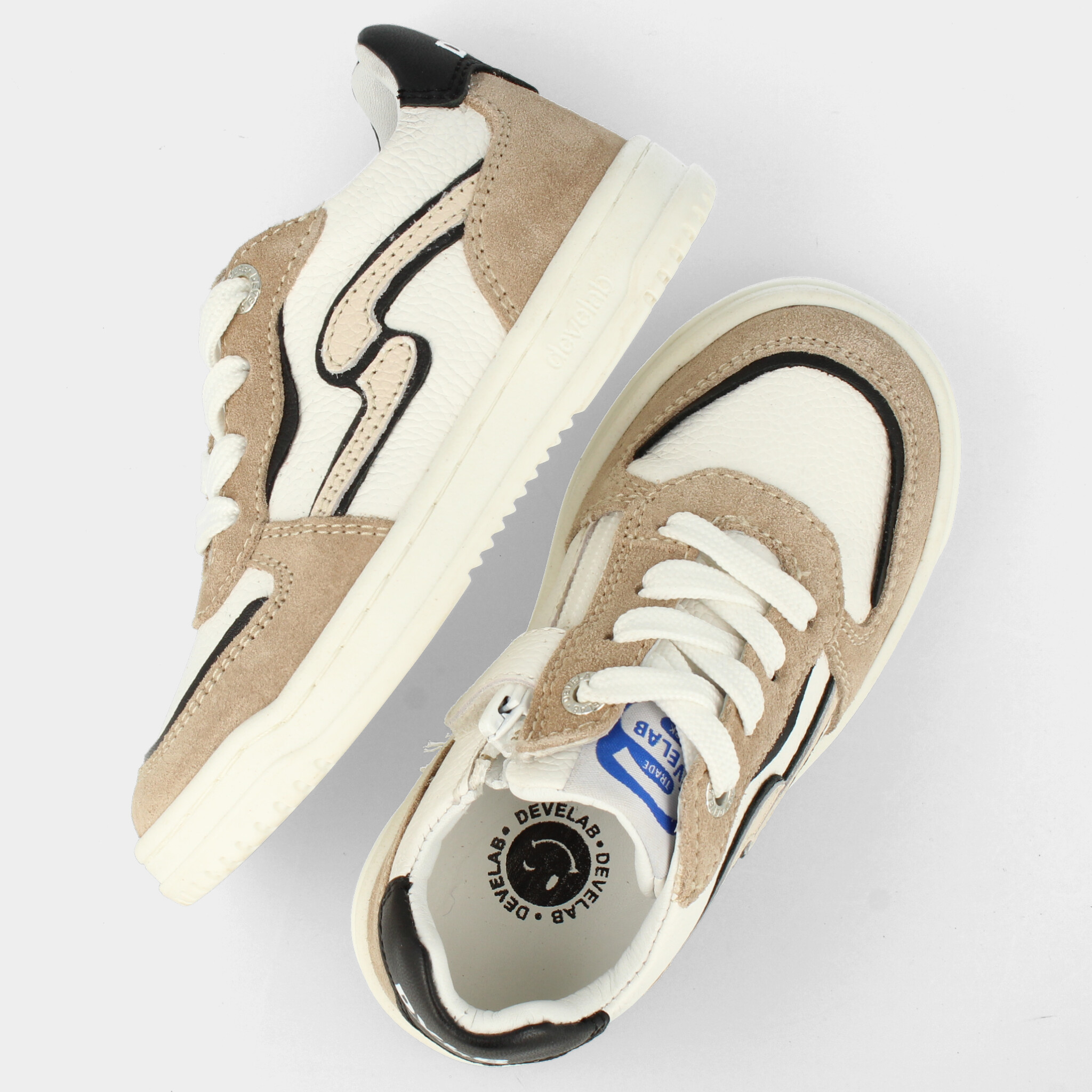 Beige sneakers | 44441