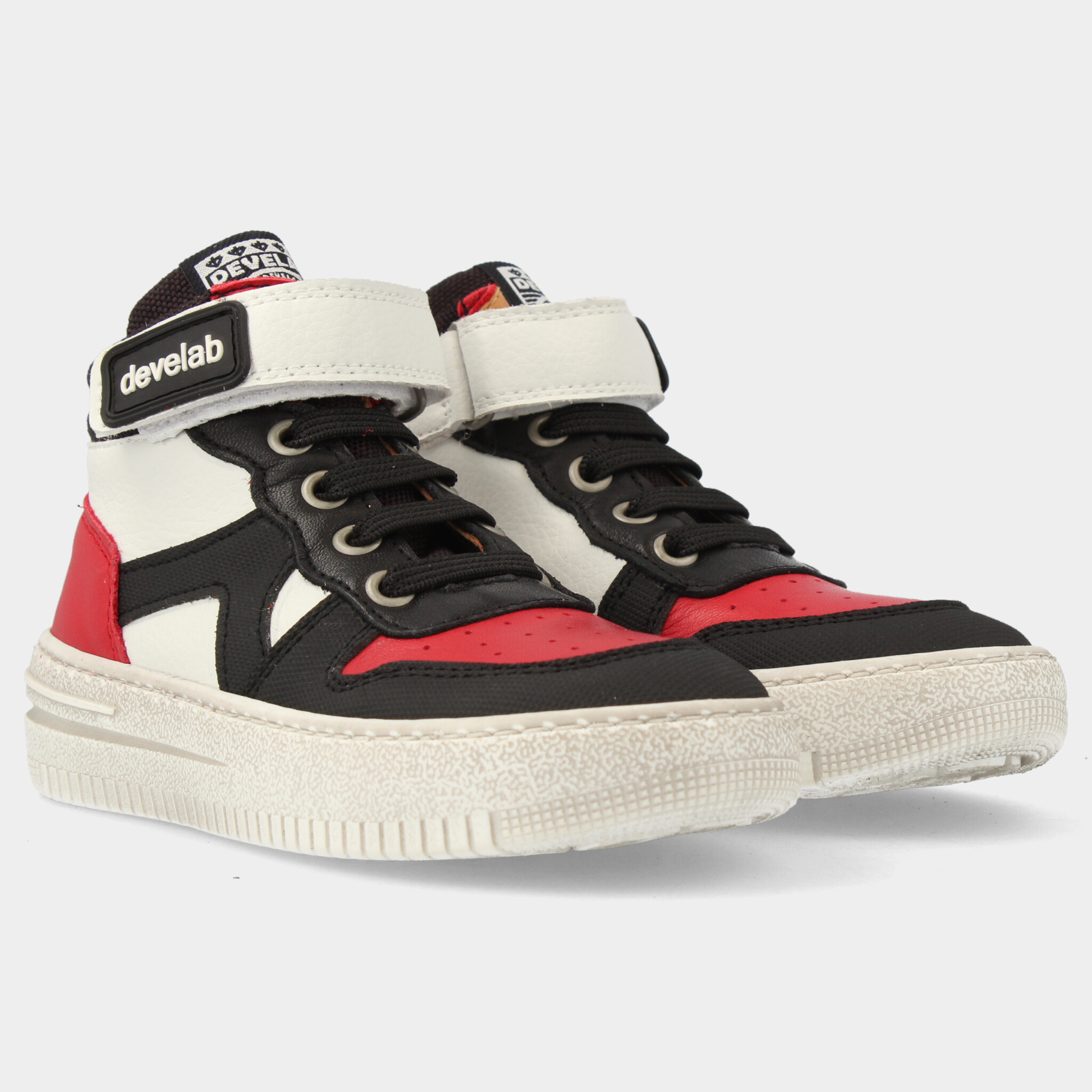 Rode sneakers | 45897