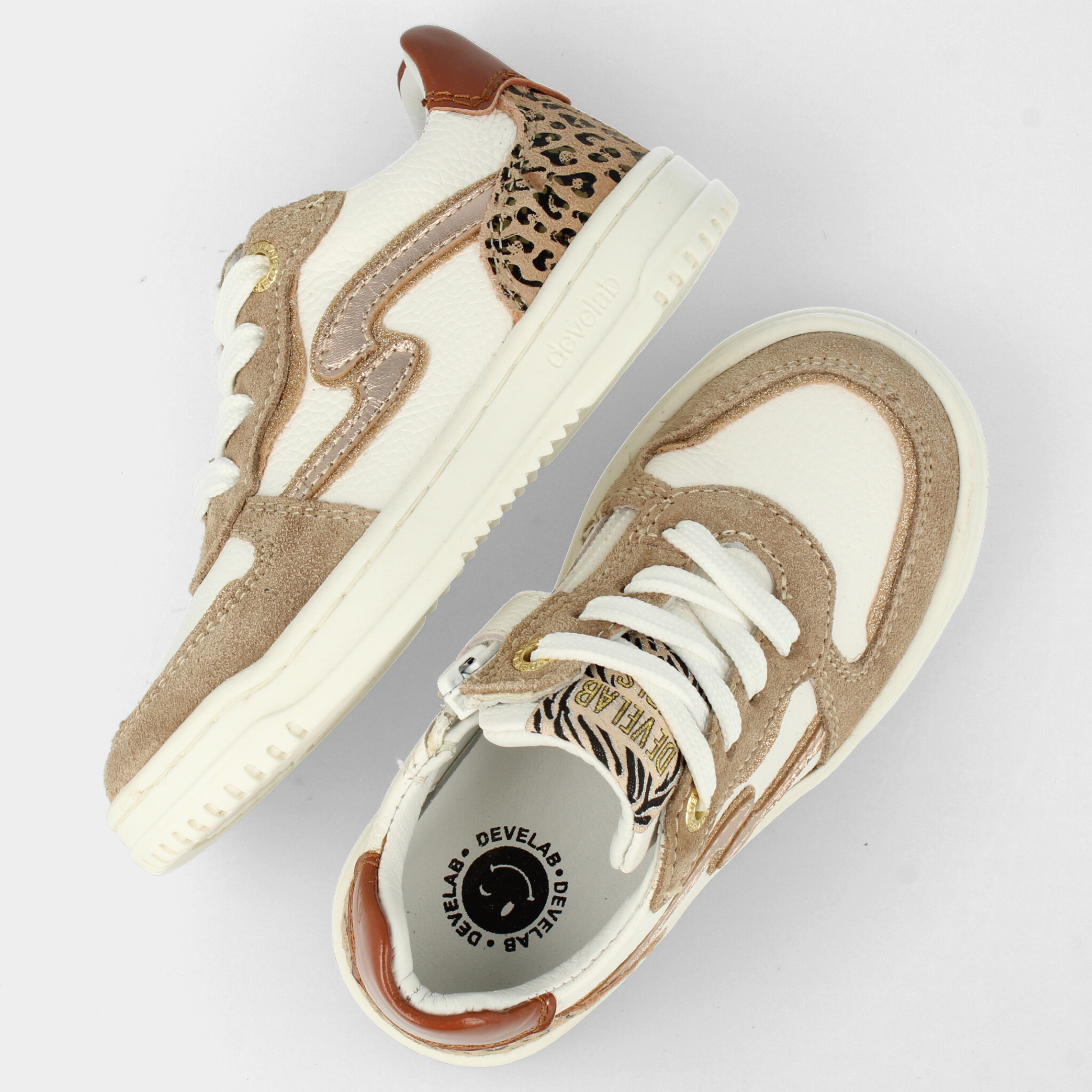 Wit met beige sneakers | 44440