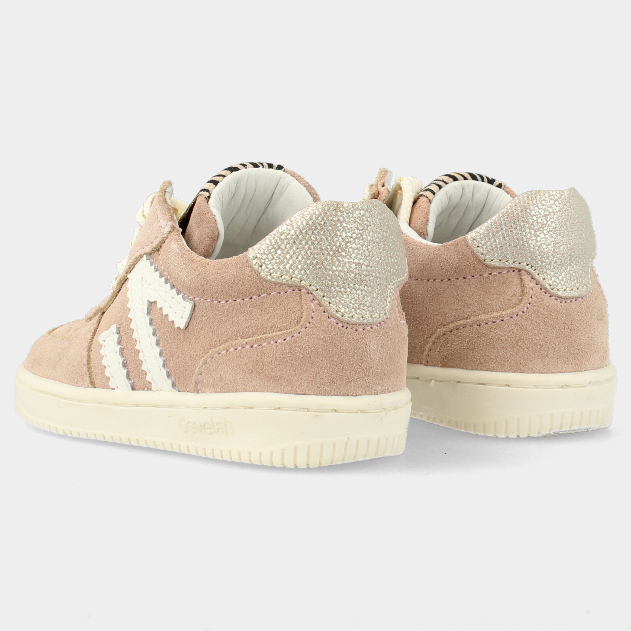 Beige sneakers | 44430