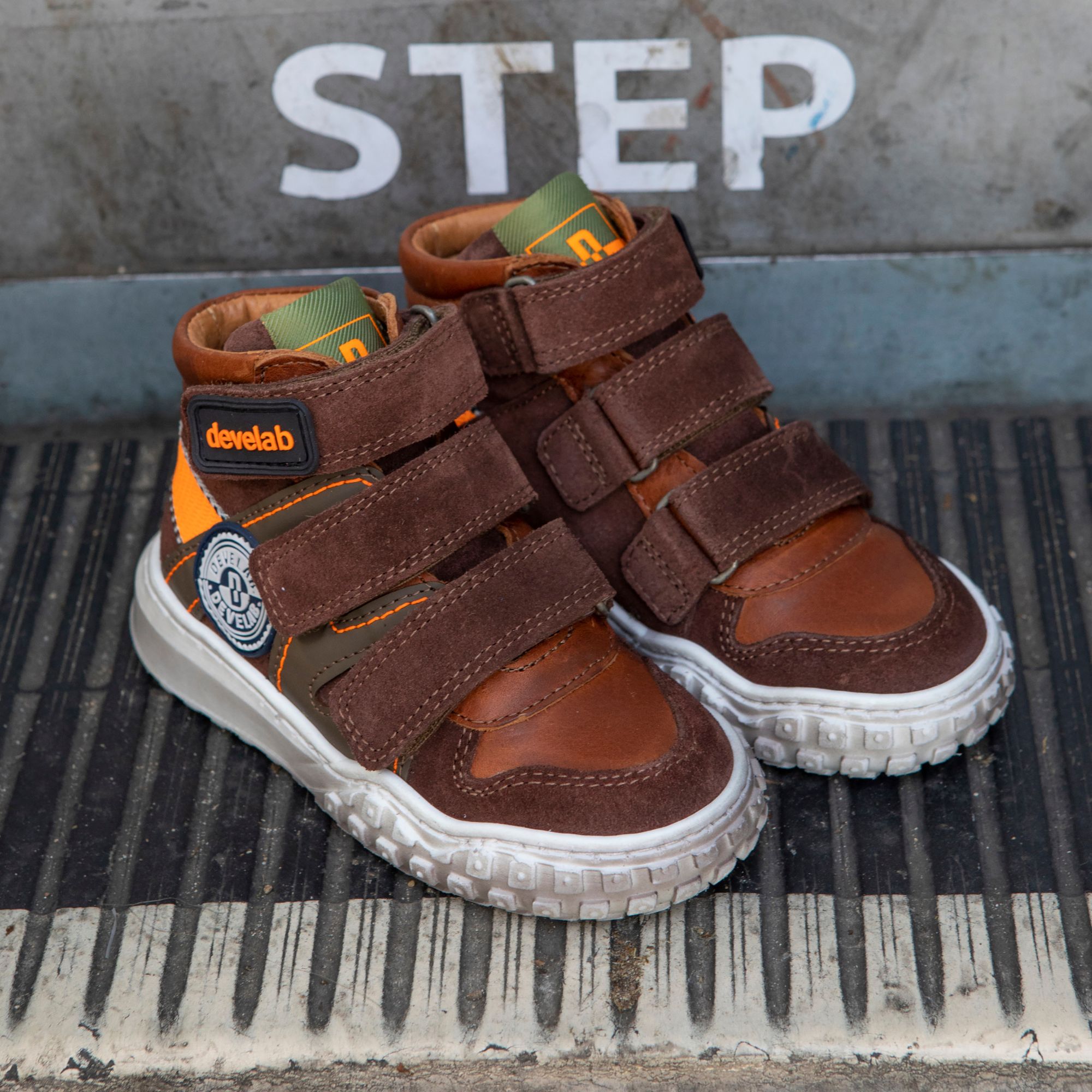 Hoge Cognac Sneakers | Develab 45689