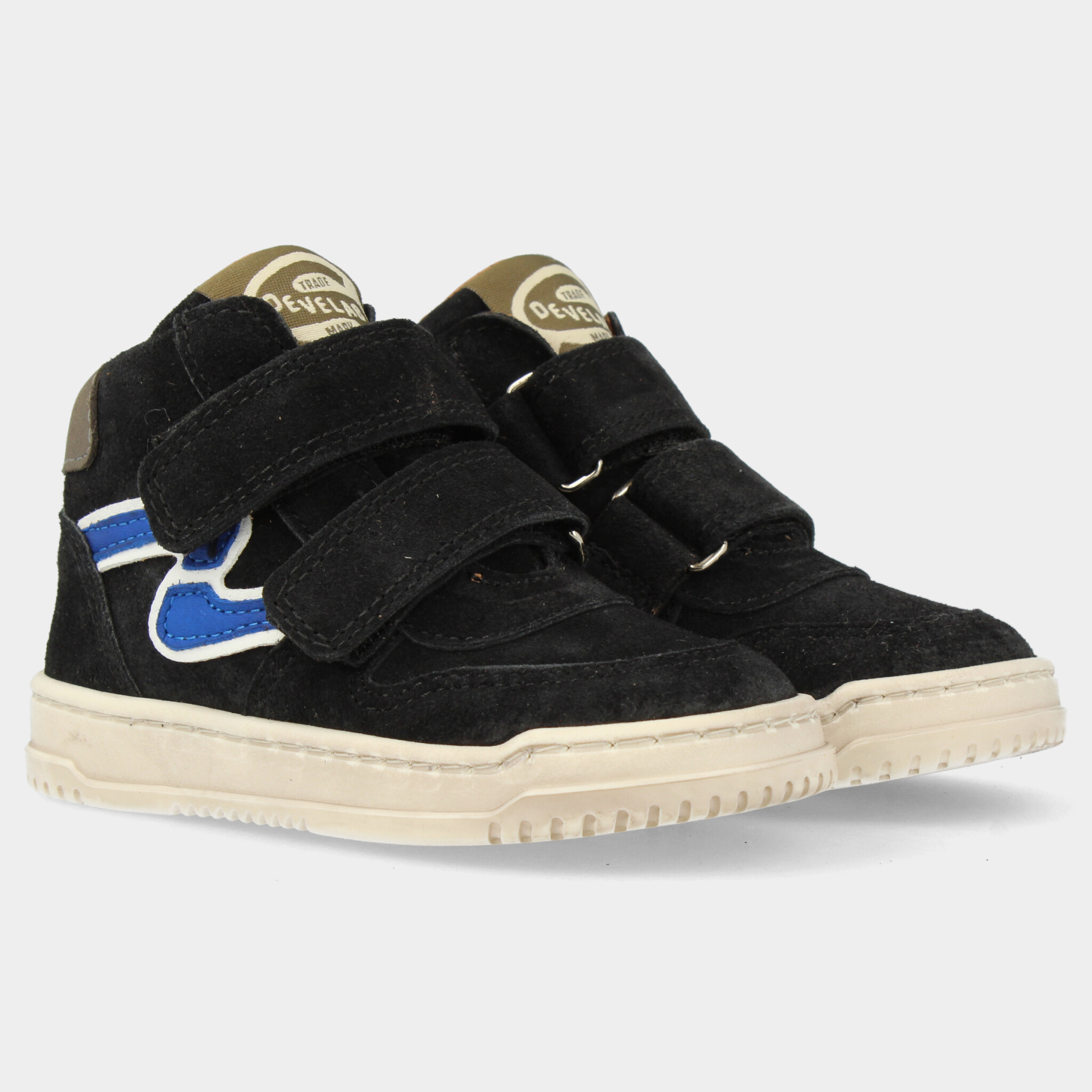 Zwarte sneaker | 44411