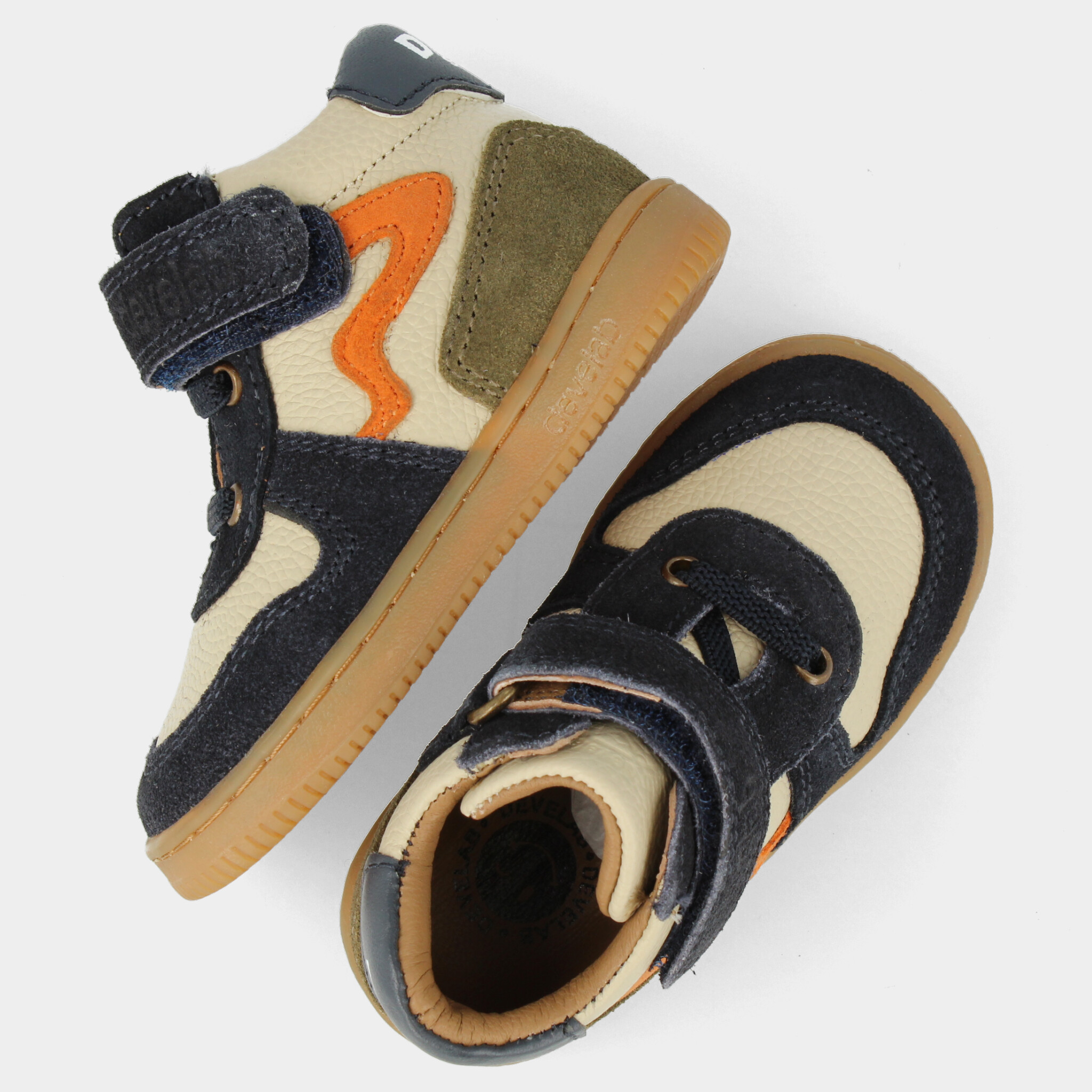 Navy sneaker | 44401
